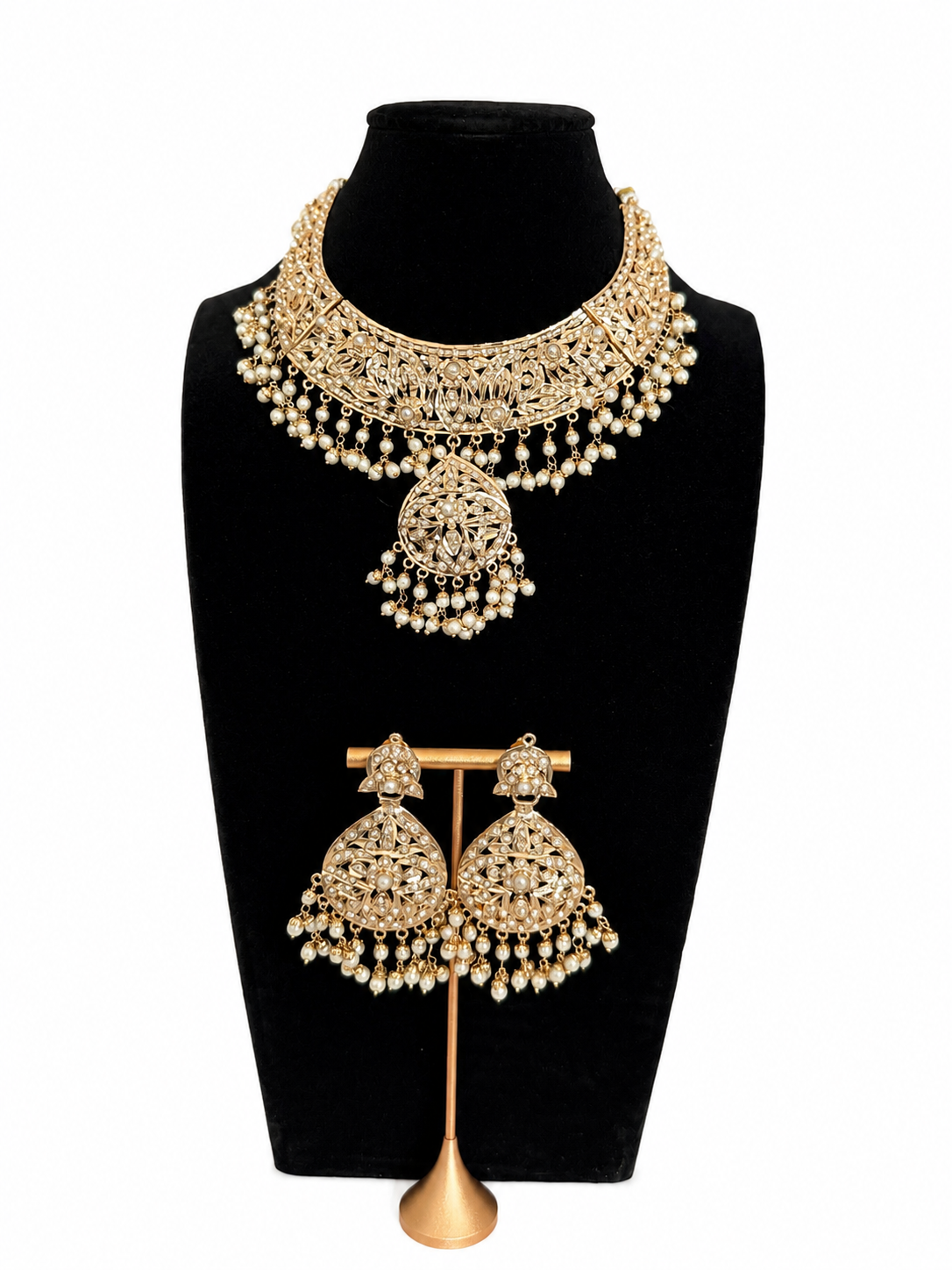 Chandni Choker set